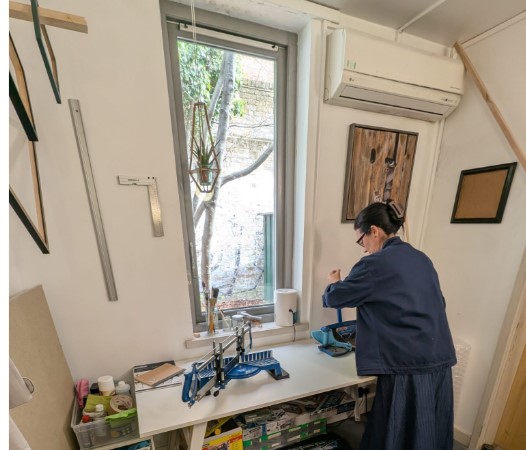 Aura Framing studio — handcrafting bespoke frames at Kindred Studios
